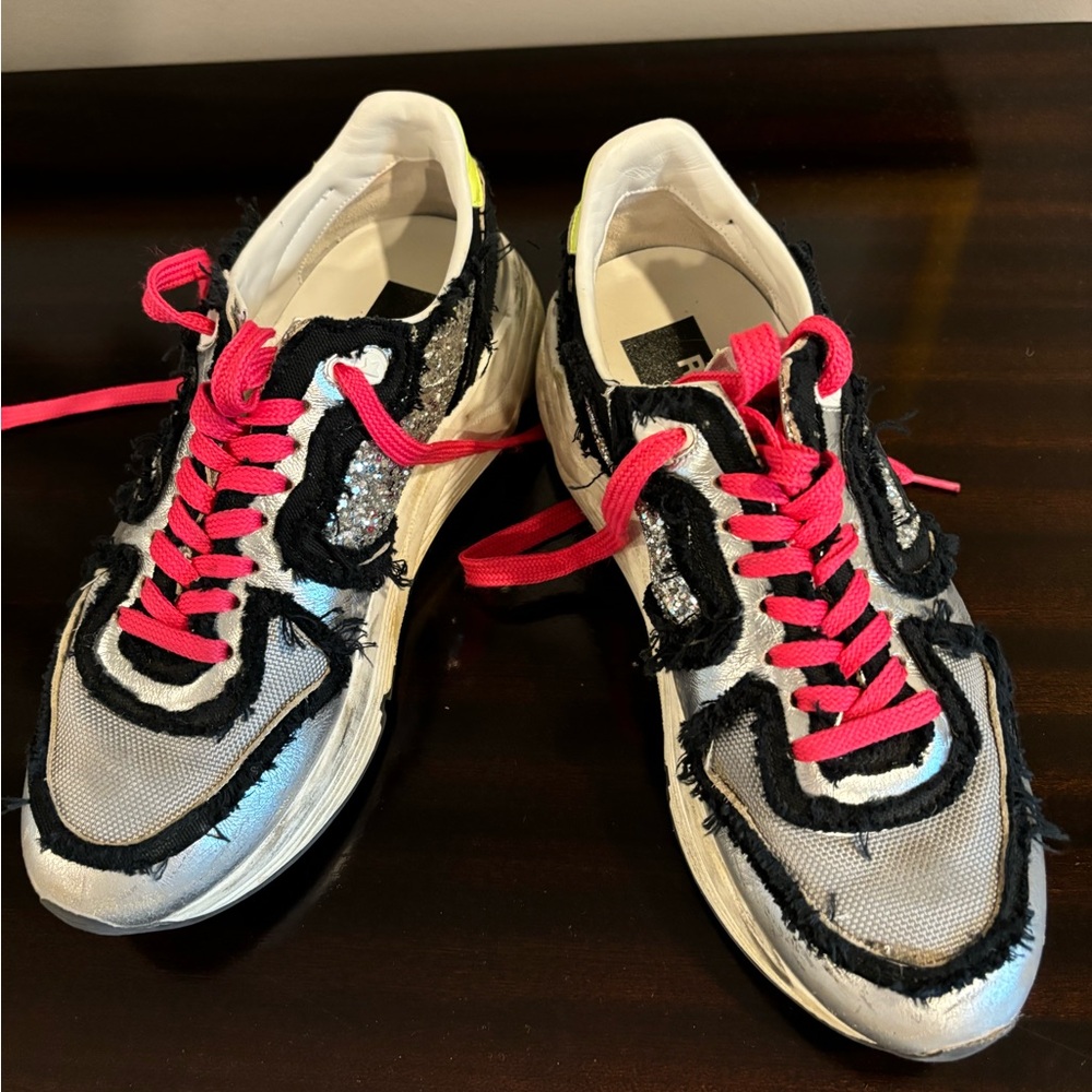 Golden Goose Running Shoe SZ 39